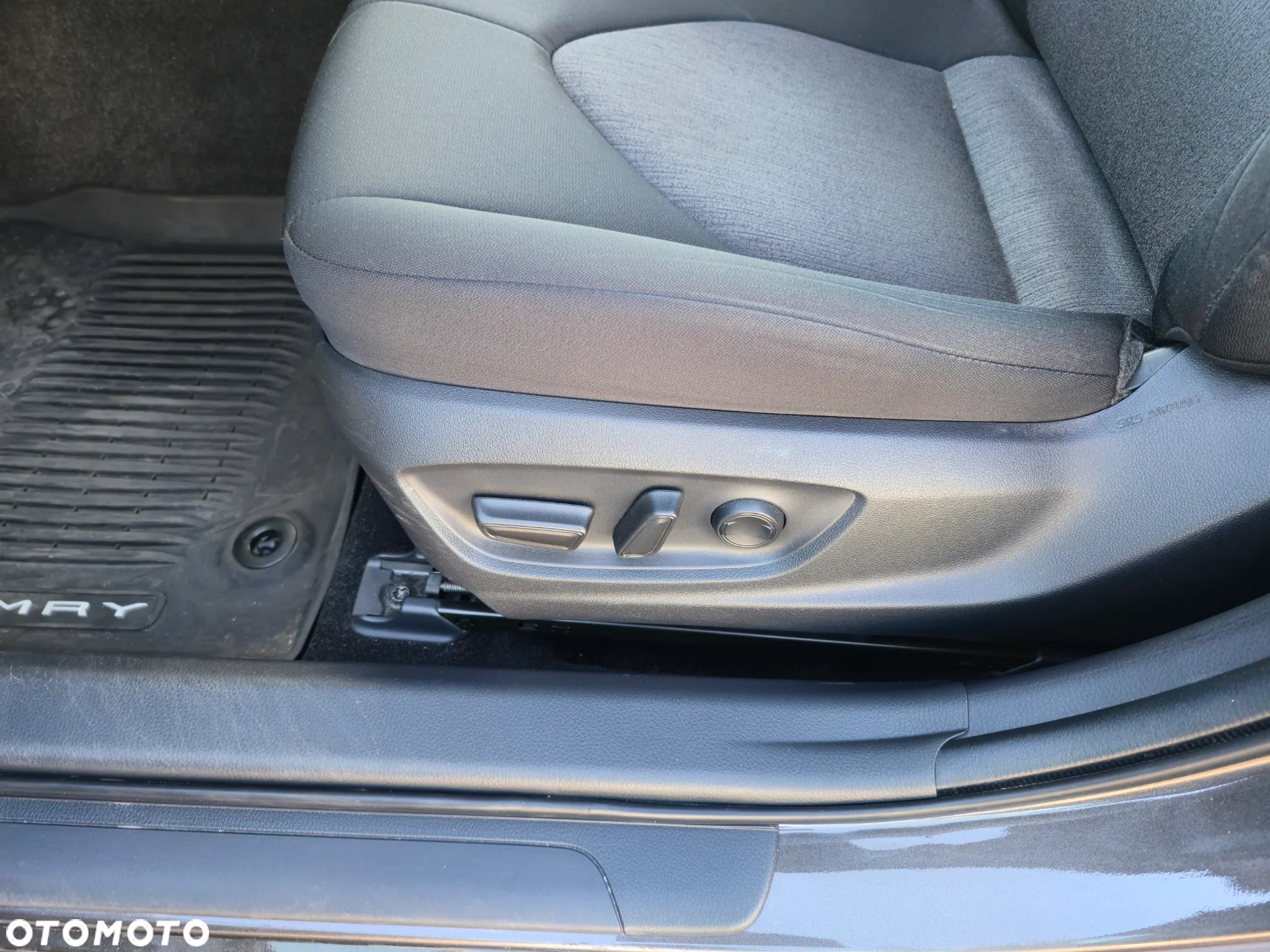 Toyota Camry 2.5 Hybrid Comfort CVT - 15