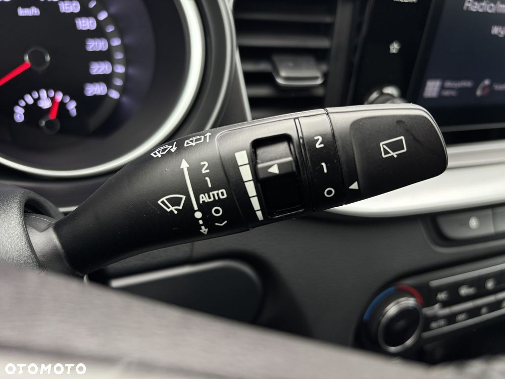 Kia XCeed 1.5 T-GDI M - 17