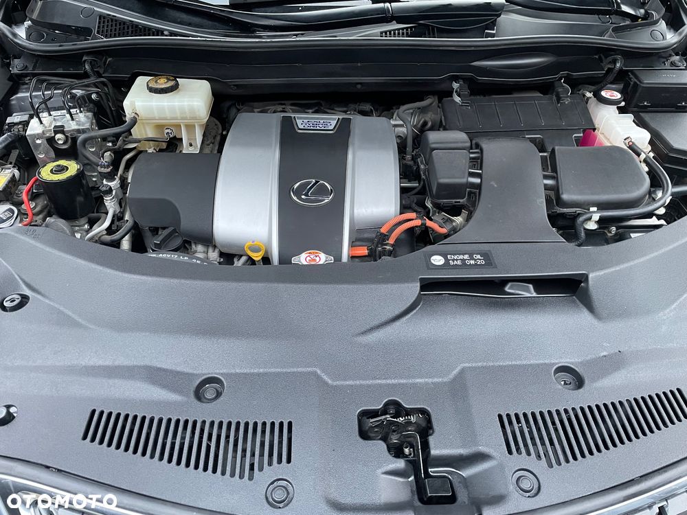 Lexus RX - 10