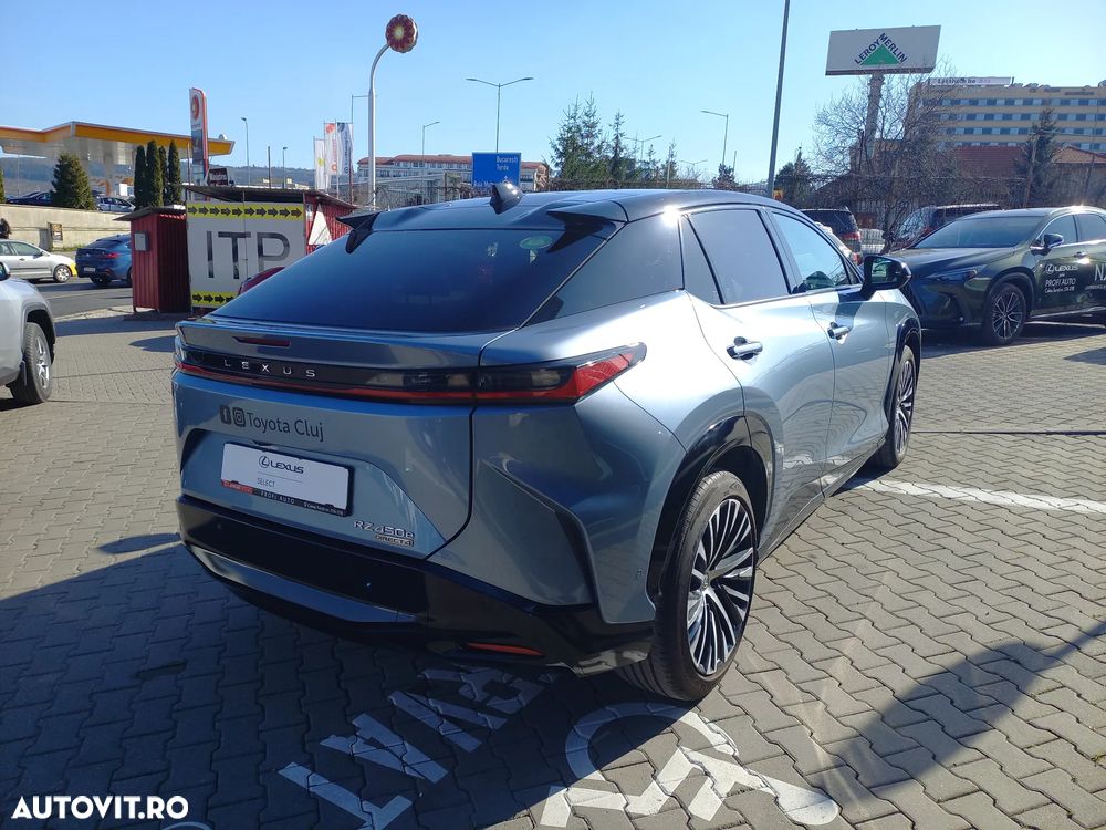 Lexus RZ 450e AWD Luxury - 6