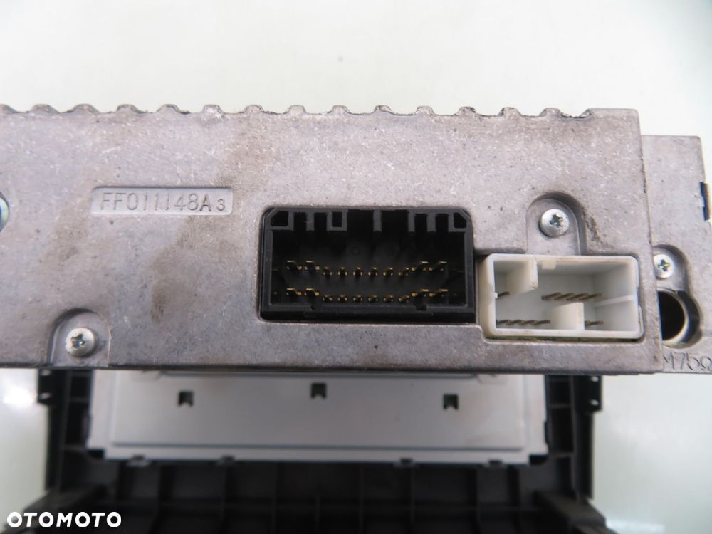 RADIO SUZUKI SWIFT IV 3910162J30 3910162J3 - 3