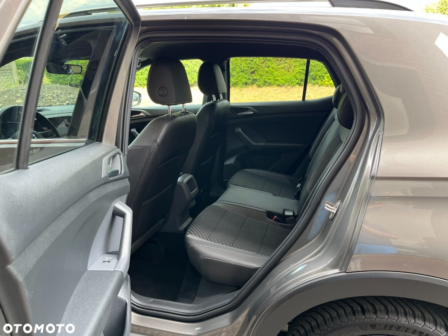 Volkswagen T-Cross 1.0 TSI R-Line DSG - 24