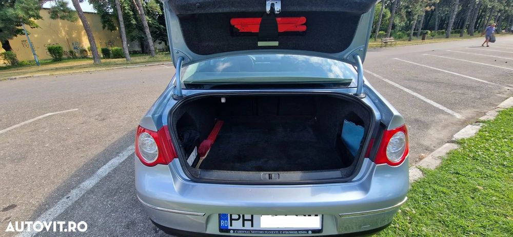 Volkswagen Passat 1.9TDI Comfortline - 8