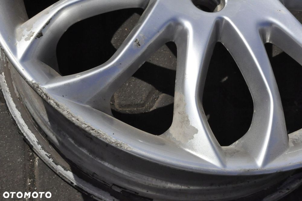 VOLVO C30 S40 FELGI 17 7.0 5X108 ET52.5 30647837 - 7