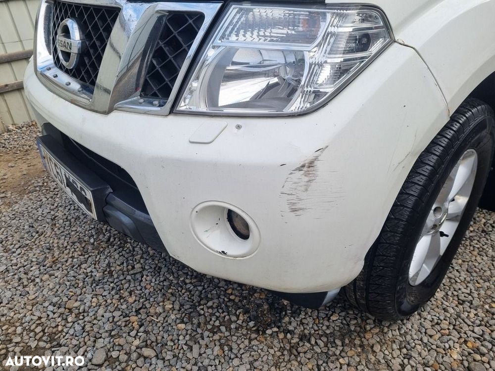 Bara fata Nissan Navara D40 Facelift 2010 - 2015 Super White 326 (1371) model cu ... - 2