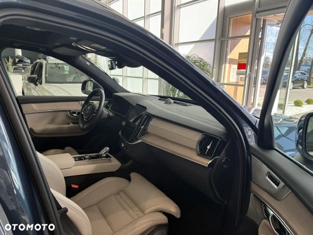 Volvo XC 90 B5 B AWD Ultra Bright 7os - 27