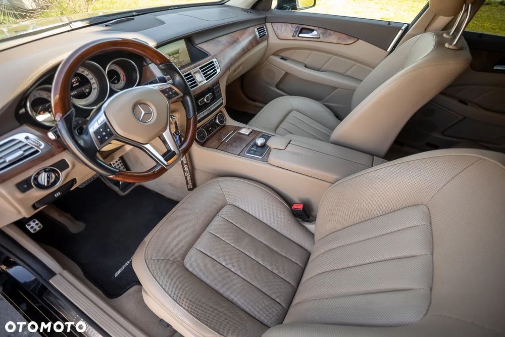 Mercedes-Benz CLS 350 CDI 4Matic DPF B.EFF 7G-TR - 16