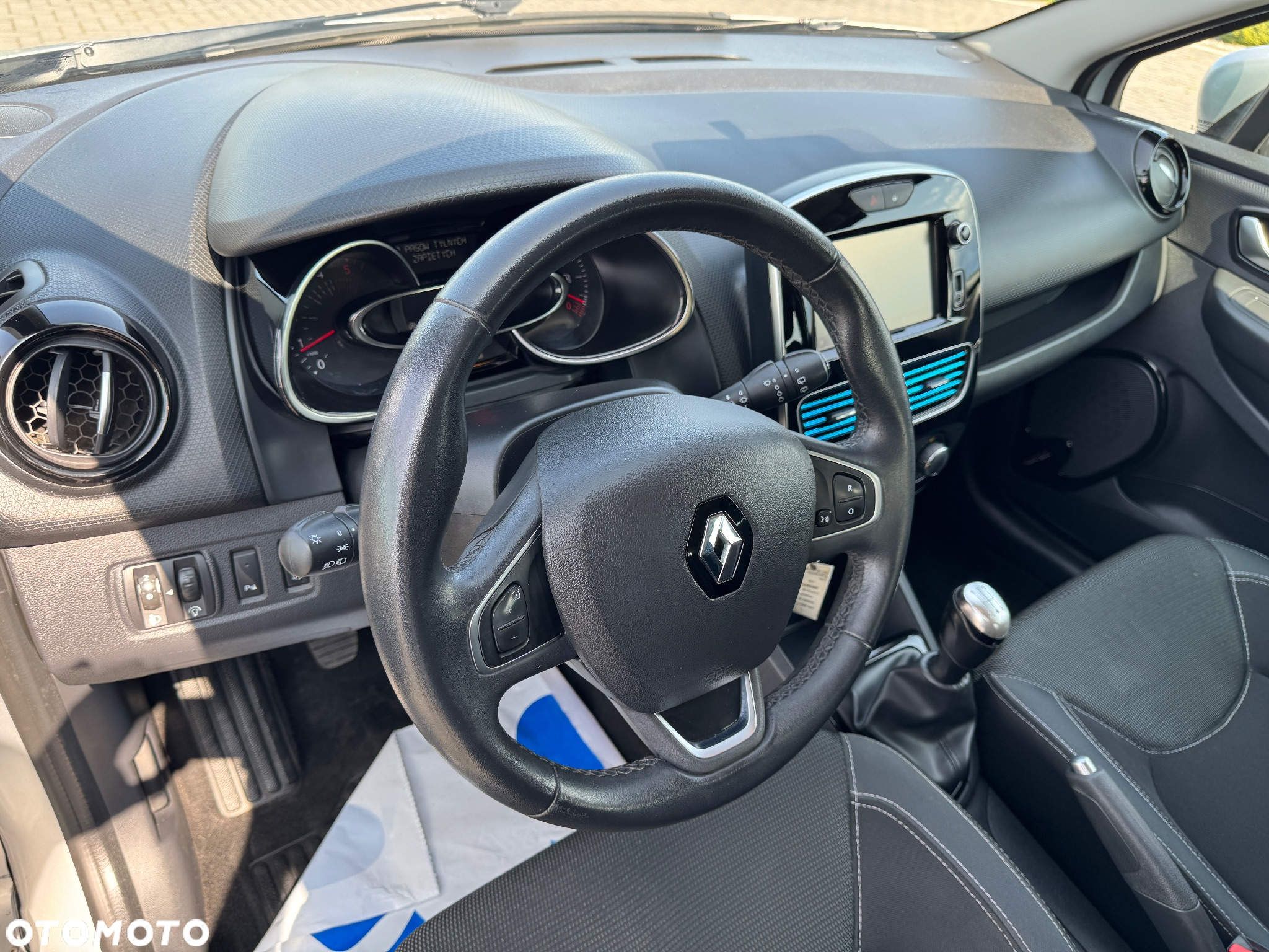 Renault Clio 1.5 dCi Energy Business - 10