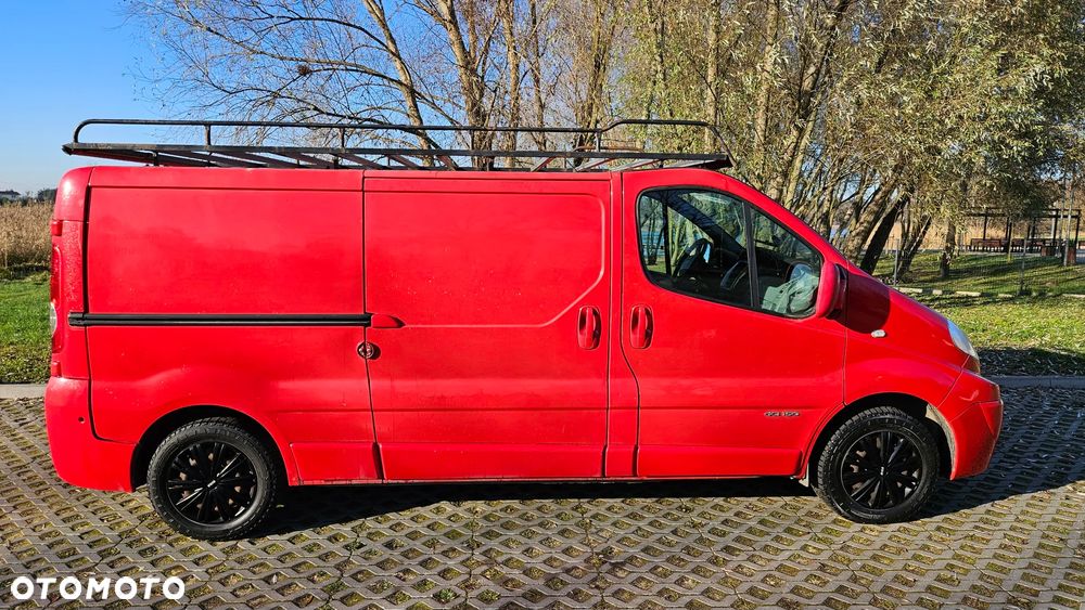 Renault Trafic - 2