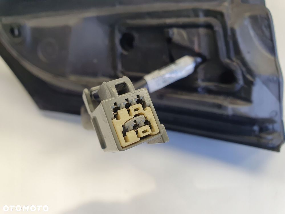 LUSTERKO PRAWE Ford Focus MK2 04-07r _ PASAŻERA 5 Pin kabli Anglik - 5