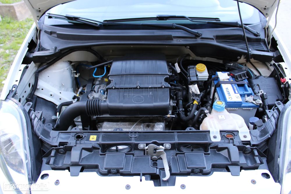 Fiat Punto 1.2 Easy S&S - 23