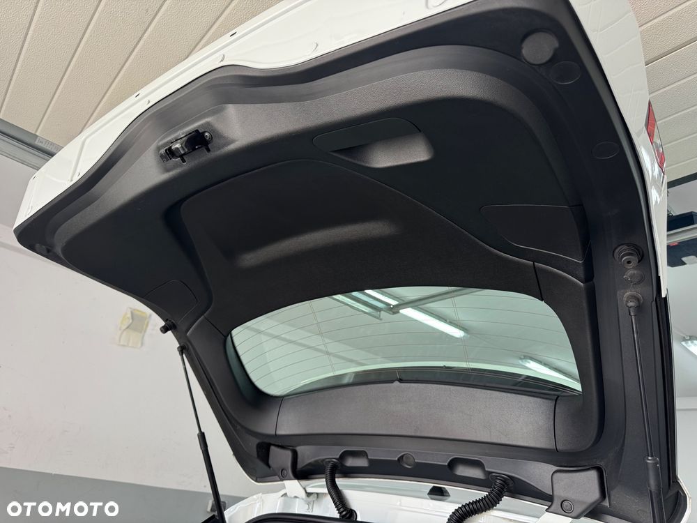 Renault Megane ENERGY dCi 110 EDC BUSINESS - 33
