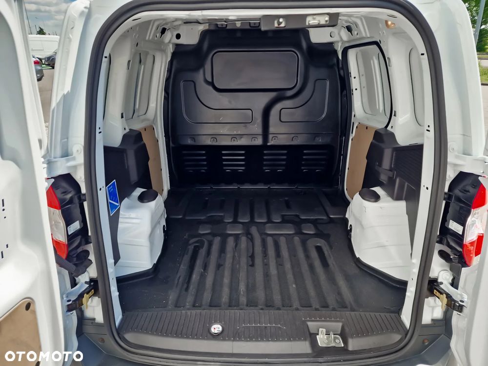 Ford TRANSIT COURIER - 21