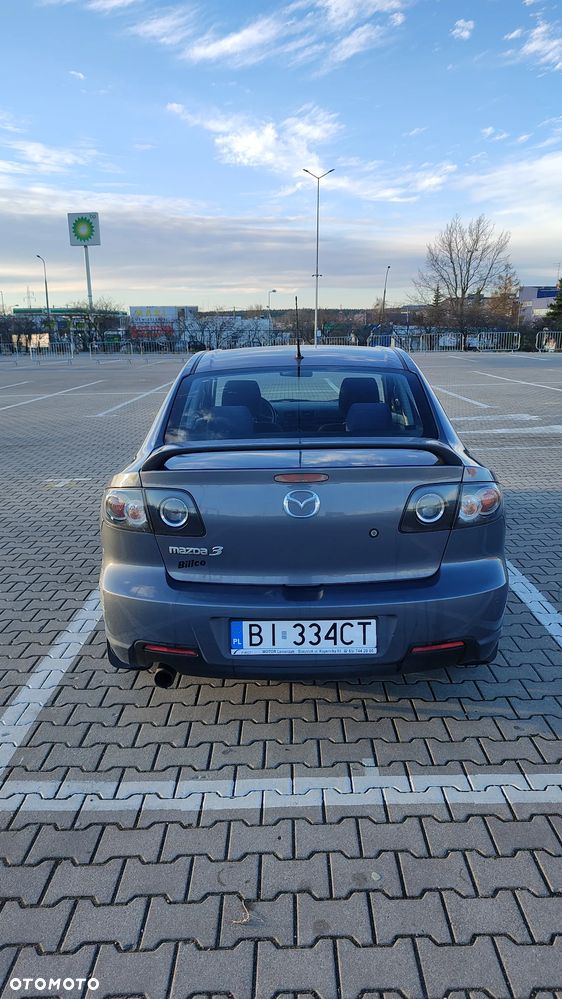 Mazda 3 2.0 Active + - 4