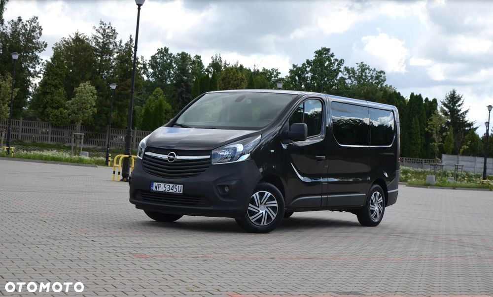 Opel Vivaro - 2