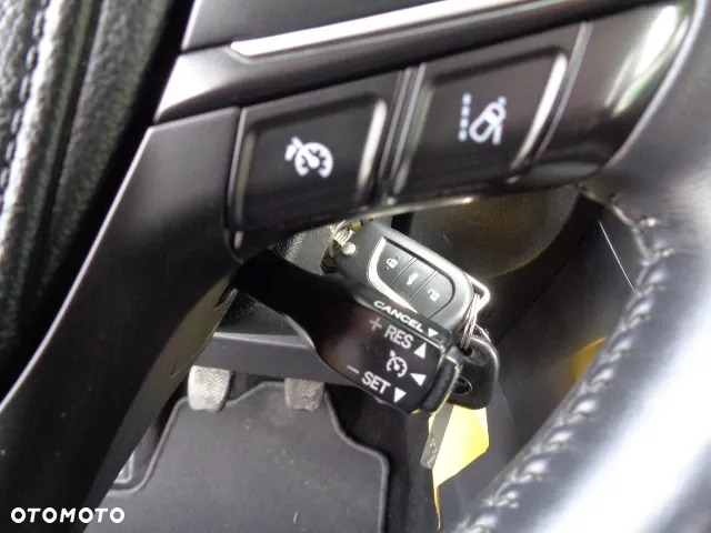 Toyota Verso 1.8 Prestige 7os EU6 - 23