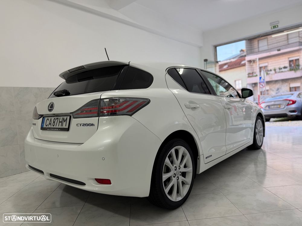 Lexus CT 200h Business - 5