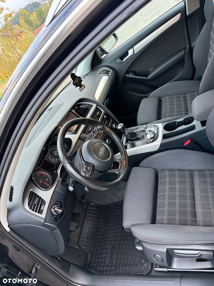 Audi A4 Avant 2.0 TDI Quattro - 27