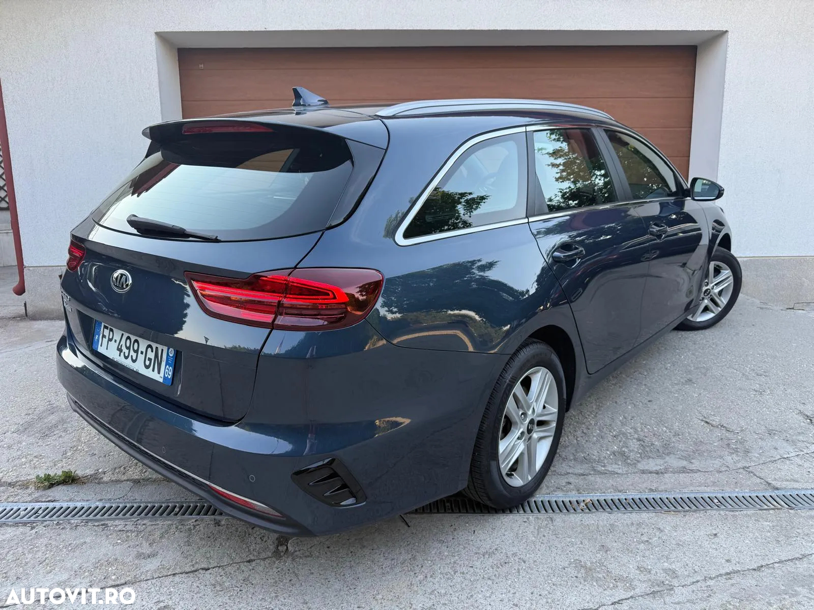 Kia Ceed 1.6 DSL 7DCT HP GT Line - 4