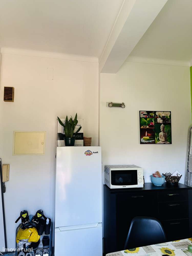 T0 na Rua da Saragoça - Grande imagem: 2/11