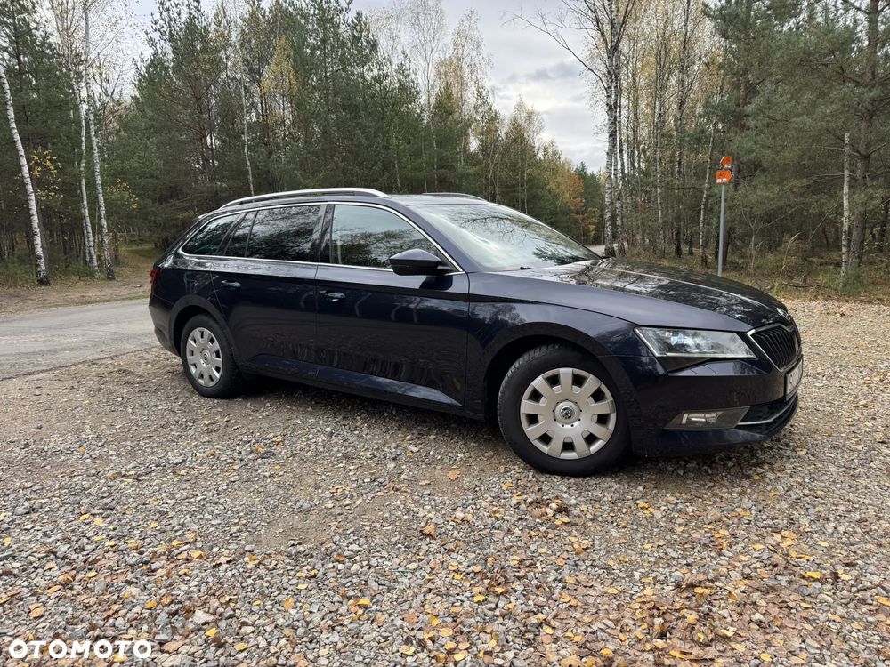 Skoda Superb ver-2-0-tdi-scr-4x4-ambition-dsg - 11