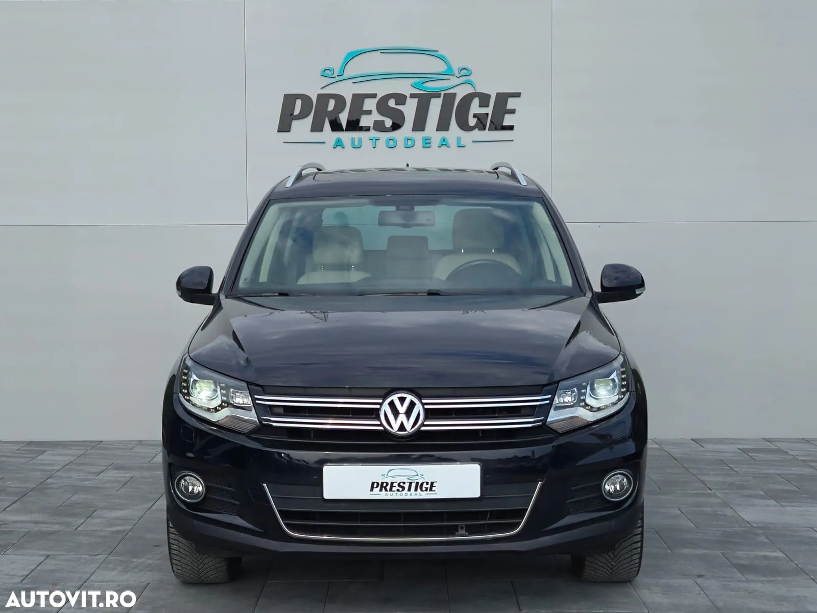 Volkswagen Tiguan 2.0 TDI DPF 4Motion BlueMotion Technology DSG Exclusive - 9
