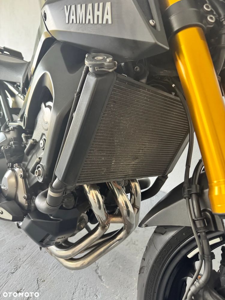 Yamaha MT - 11