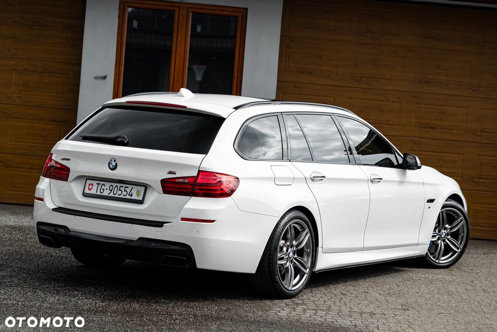 BMW Seria 5 M550d xDrive - 9