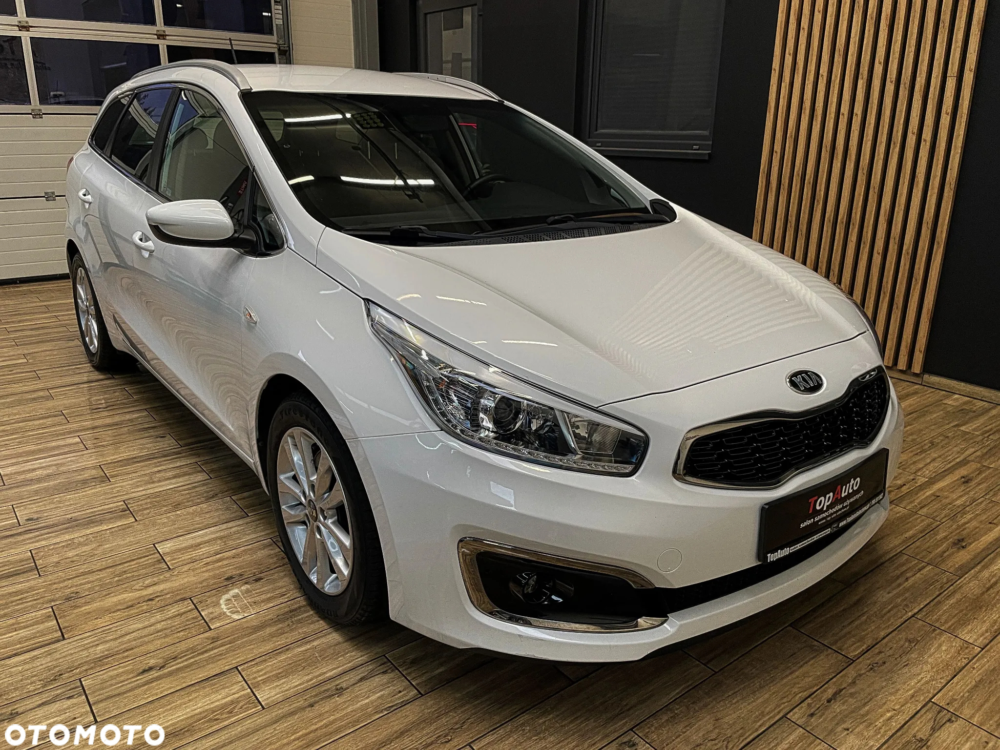Kia Ceed 1.4 Attract - 5