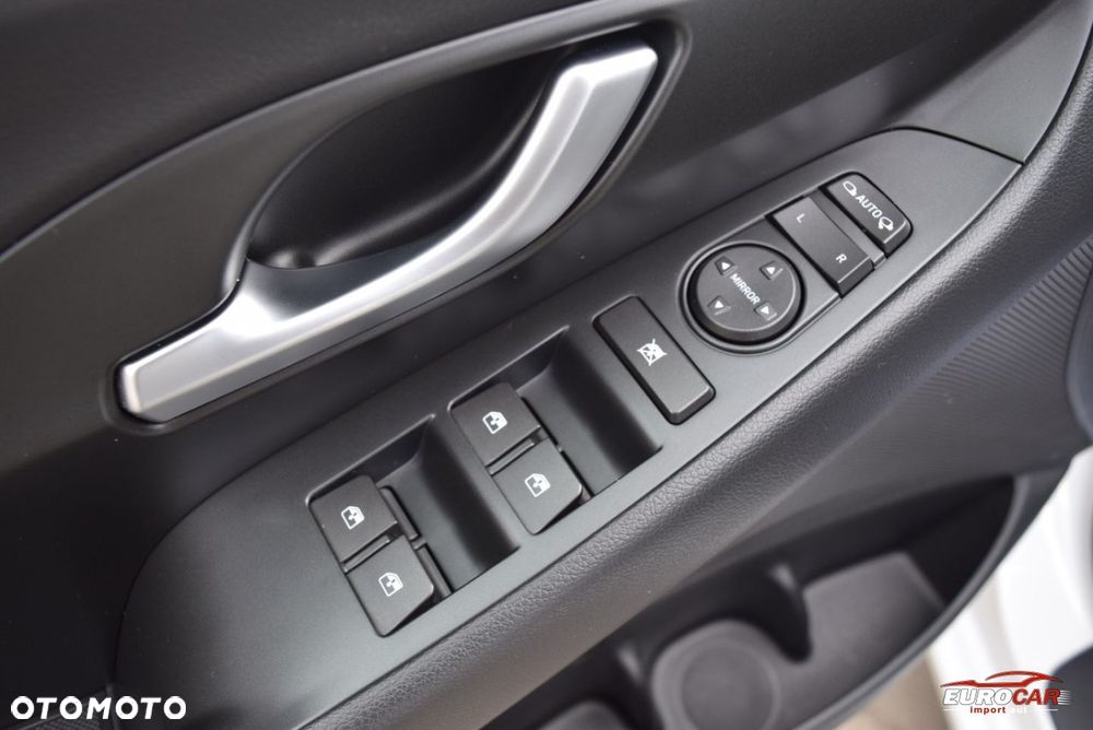 Hyundai i30 1.4 YES - 28