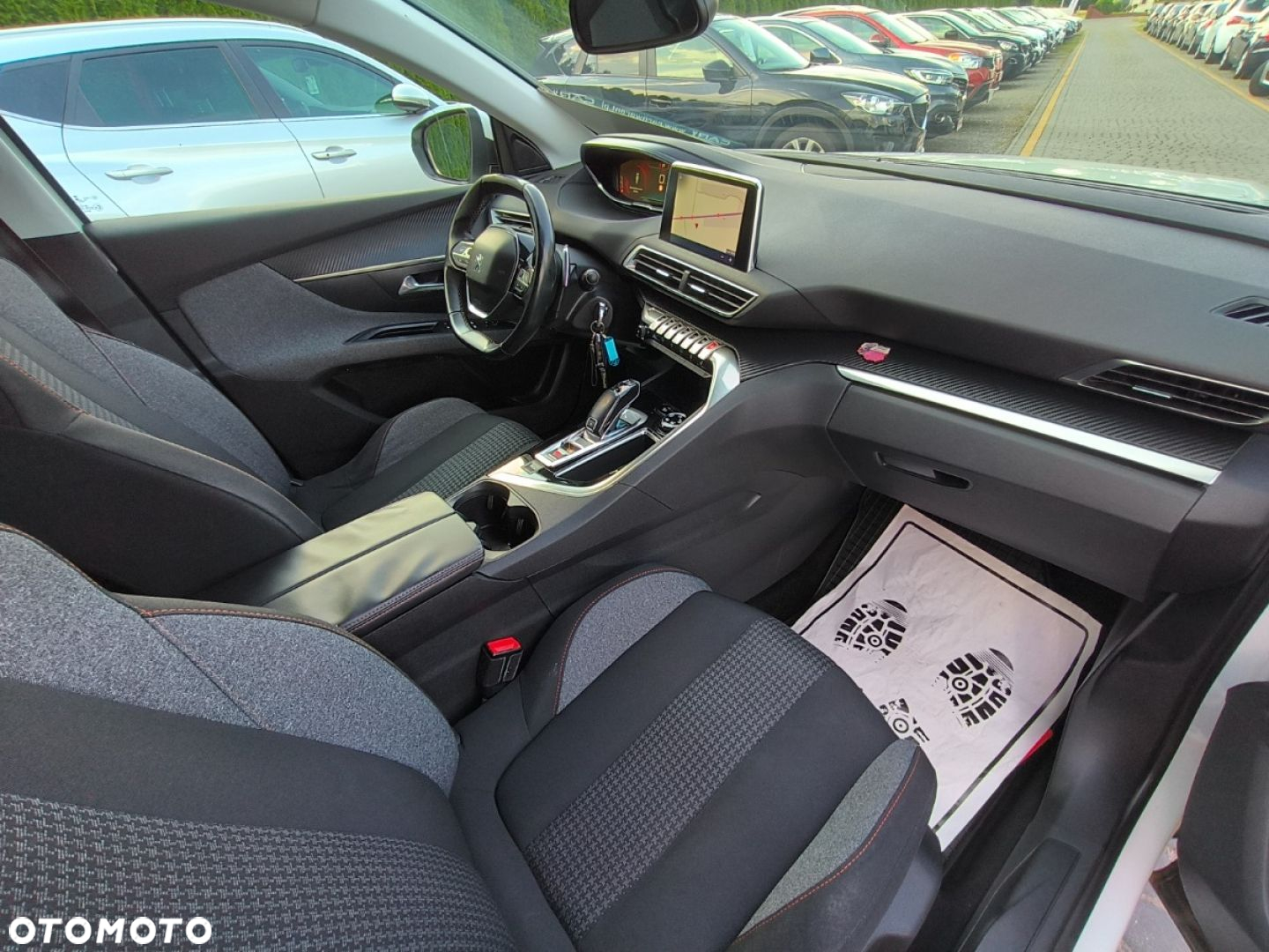 Peugeot 5008 - 9