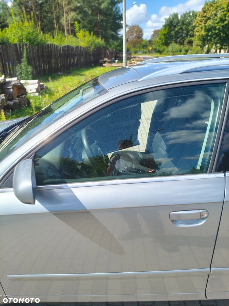 Audi A4 Avant 2.0 TDI - 24