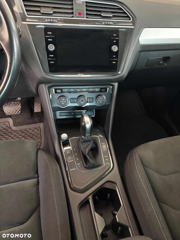 Volkswagen Tiguan 1.5 TSI EVO Comfortline DSG - 9