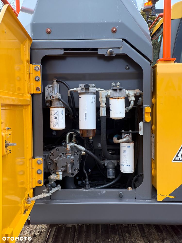 Volvo EC 140 EL - 22