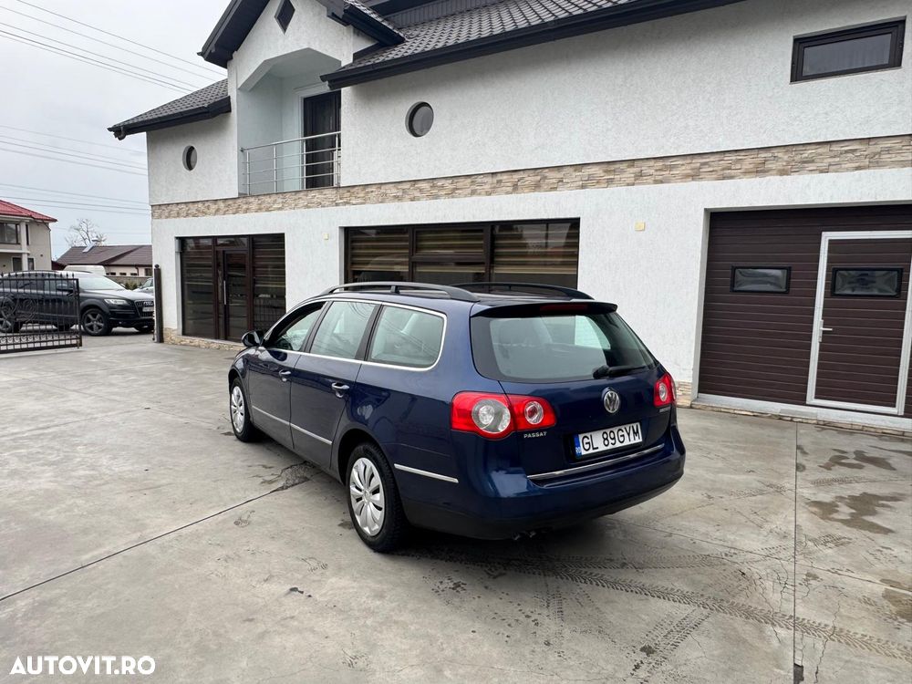 Volkswagen Passat 1.9 TDI Comfortline - 4