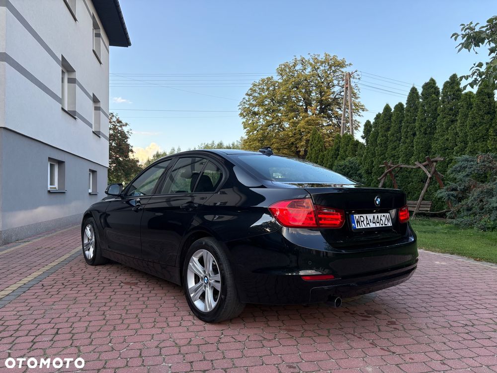 BMW Seria 3 320d - 8