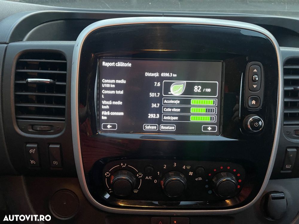 Opel Vivaro - 38