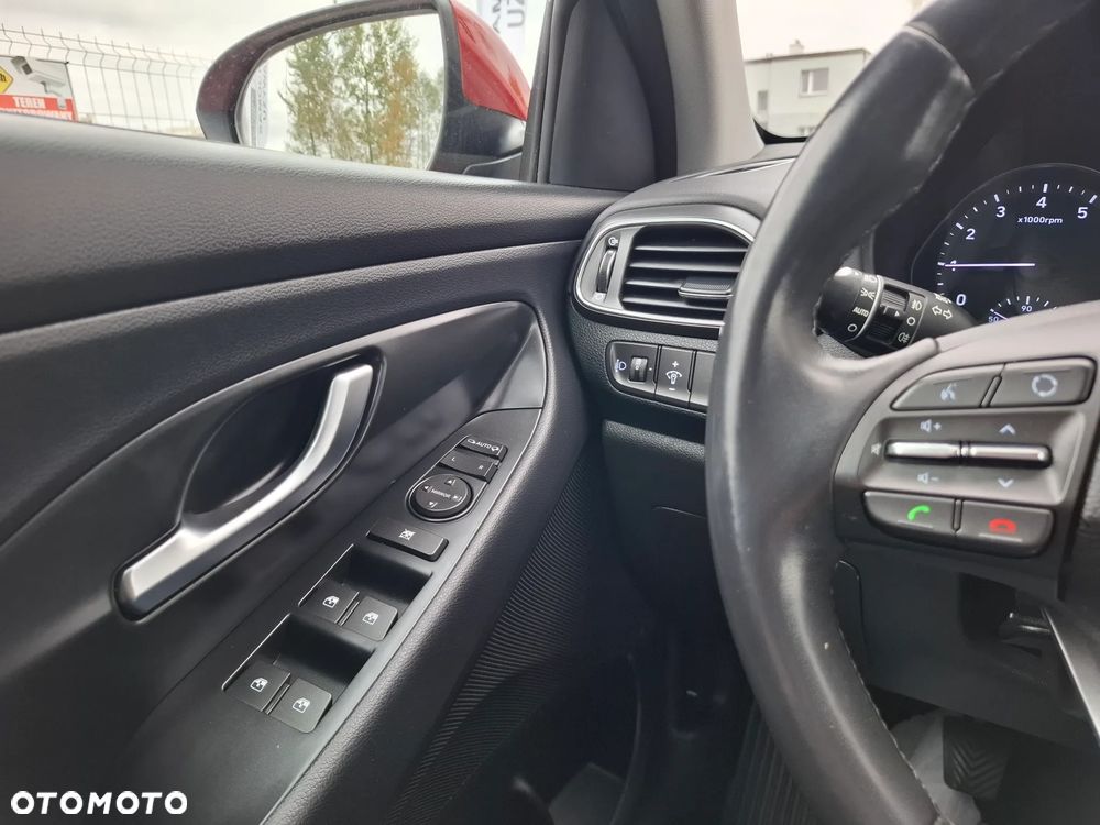 Hyundai i30 - 30