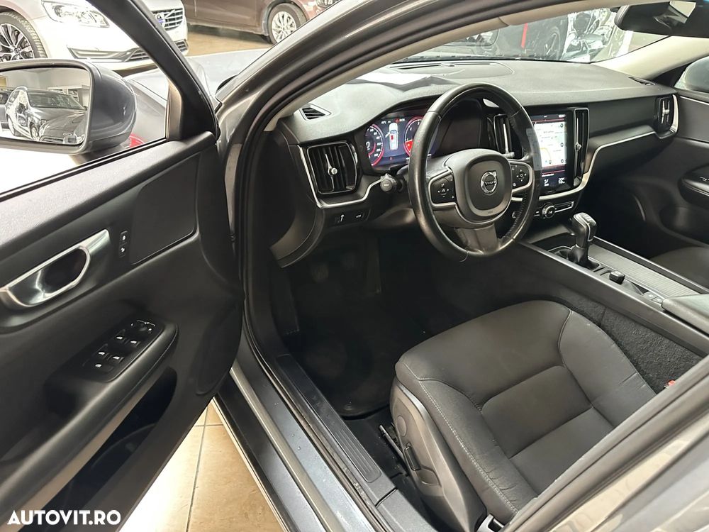 Volvo V60 D3 DRIVe Kinetic - 6