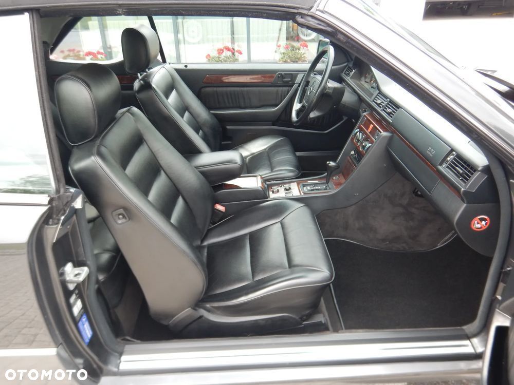 Mercedes-Benz W124 (1984-1993) - 12