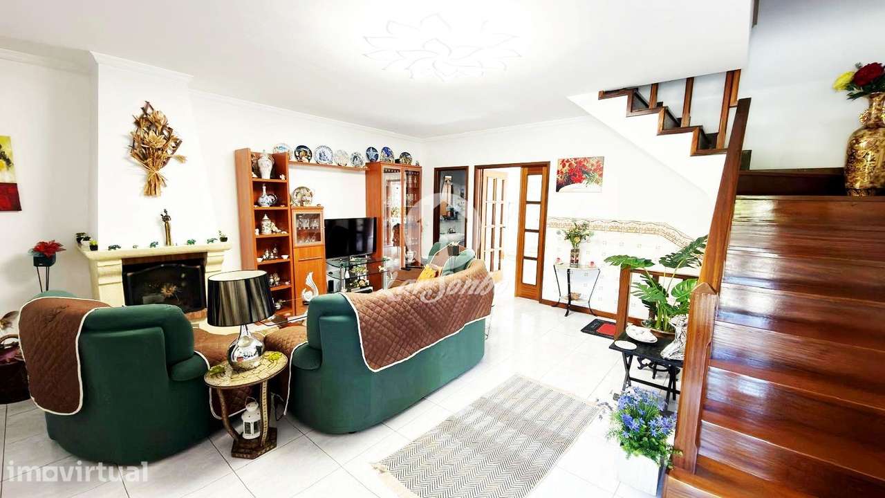 FANTÁSTICA MORADIA T2 COM GARAGEM E APROVEITAMENTO DE SOTÃO, FÂNZER... - Grande imagem: 3/16