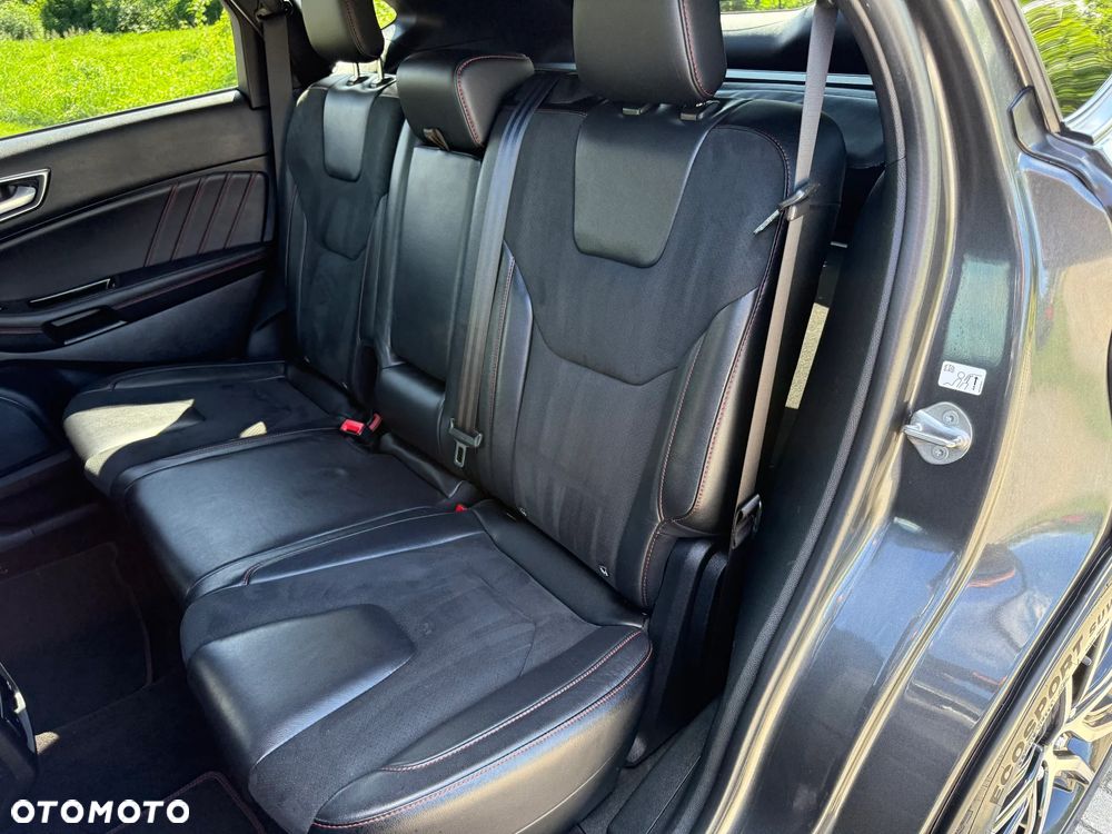 Ford Edge 2.0 EcoBlue Bi-Turbo 4x4 ST-LINE - 11