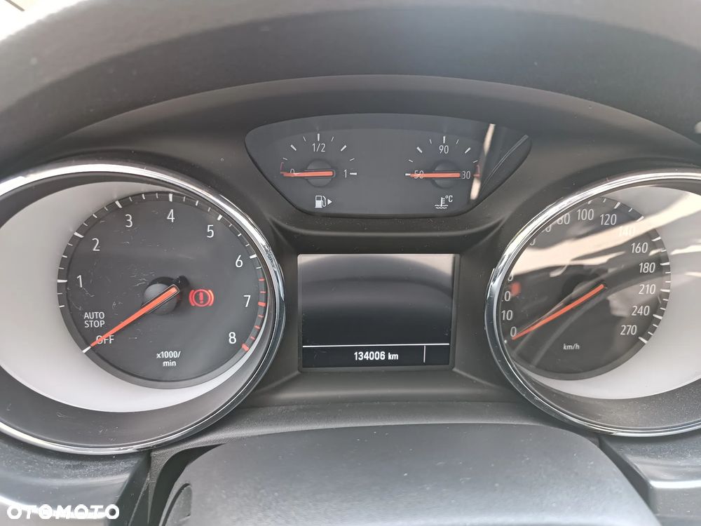 Opel Astra 1.4 T GPF Dynamic - 14