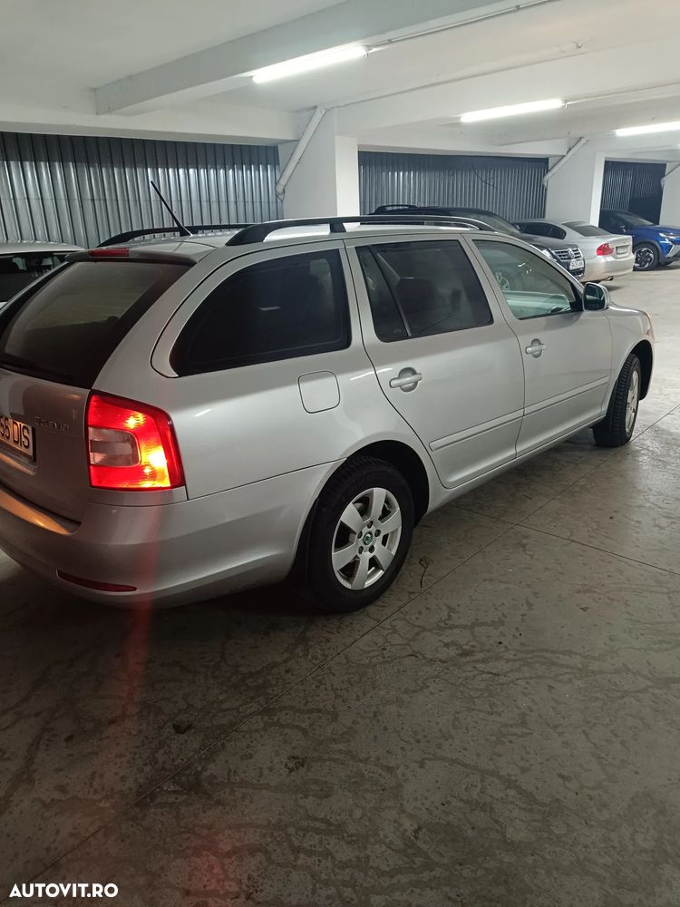 Skoda Octavia 1.6 TDI ELEGANCE - 12