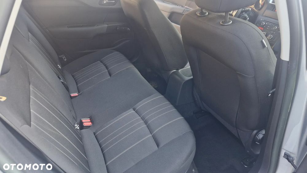 Citroën C4 HDi 90 Attraction - 12