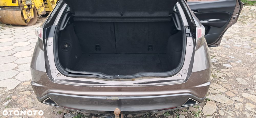 Mazda 3 1.6 Sport Active - 17