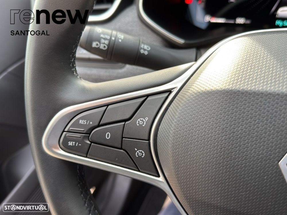 Renault Clio 1.0 TCe Techno Bi-Fuel - 23