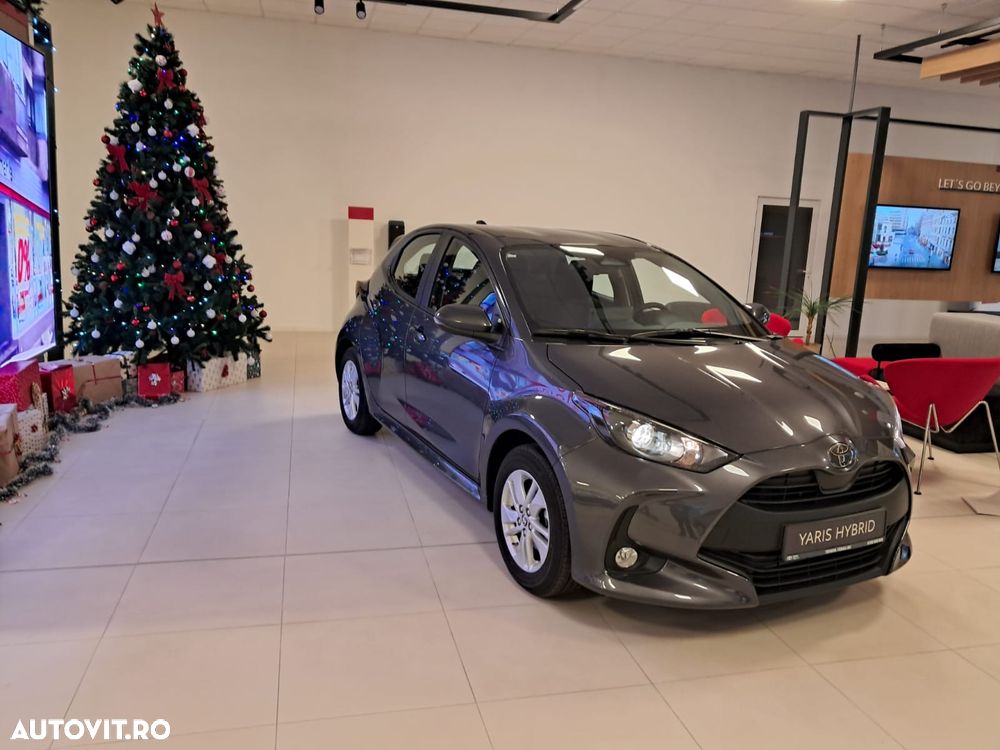 Toyota Yaris 1.5 VVT-i HSD Eco - 4