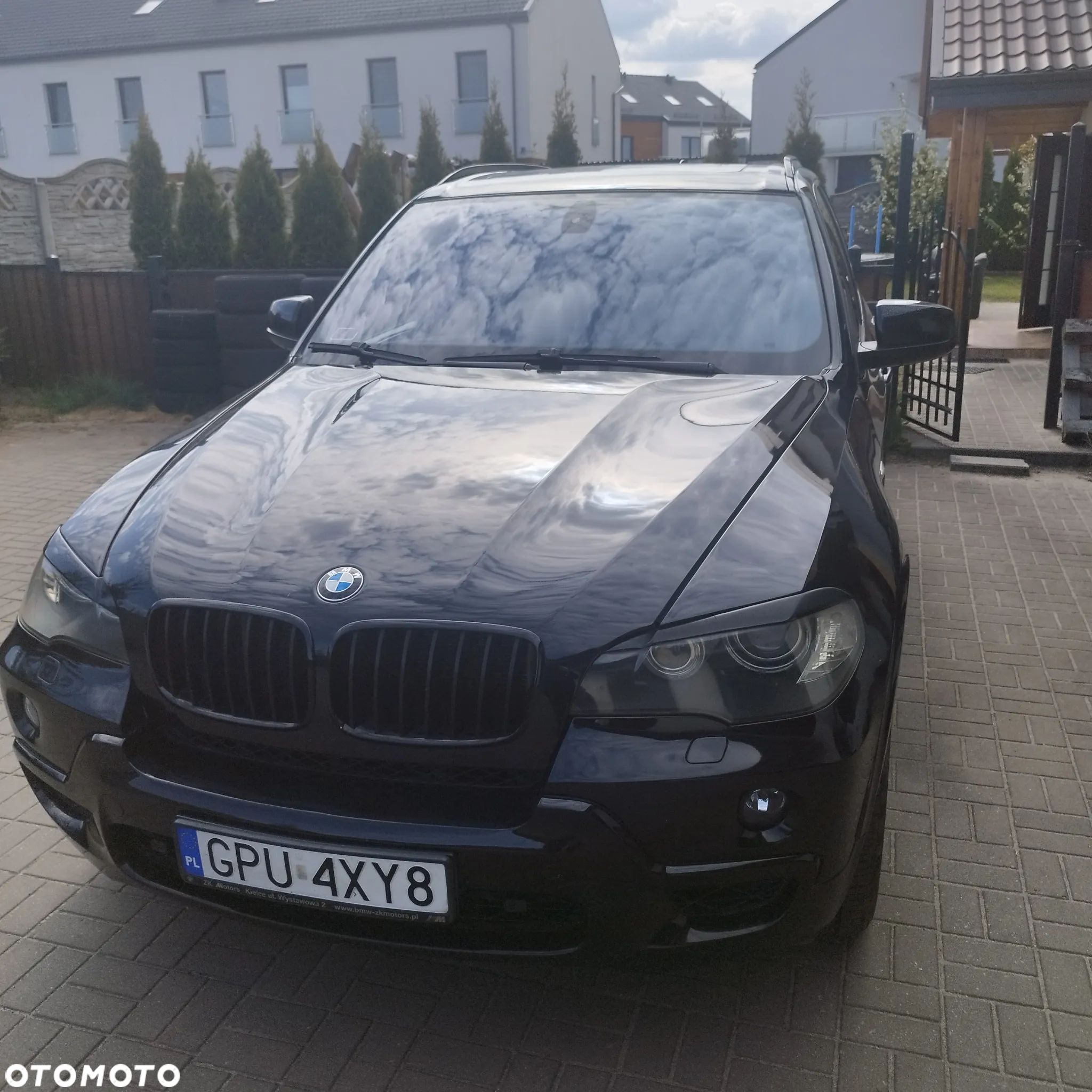BMW X5 4.8i xDrive - 1