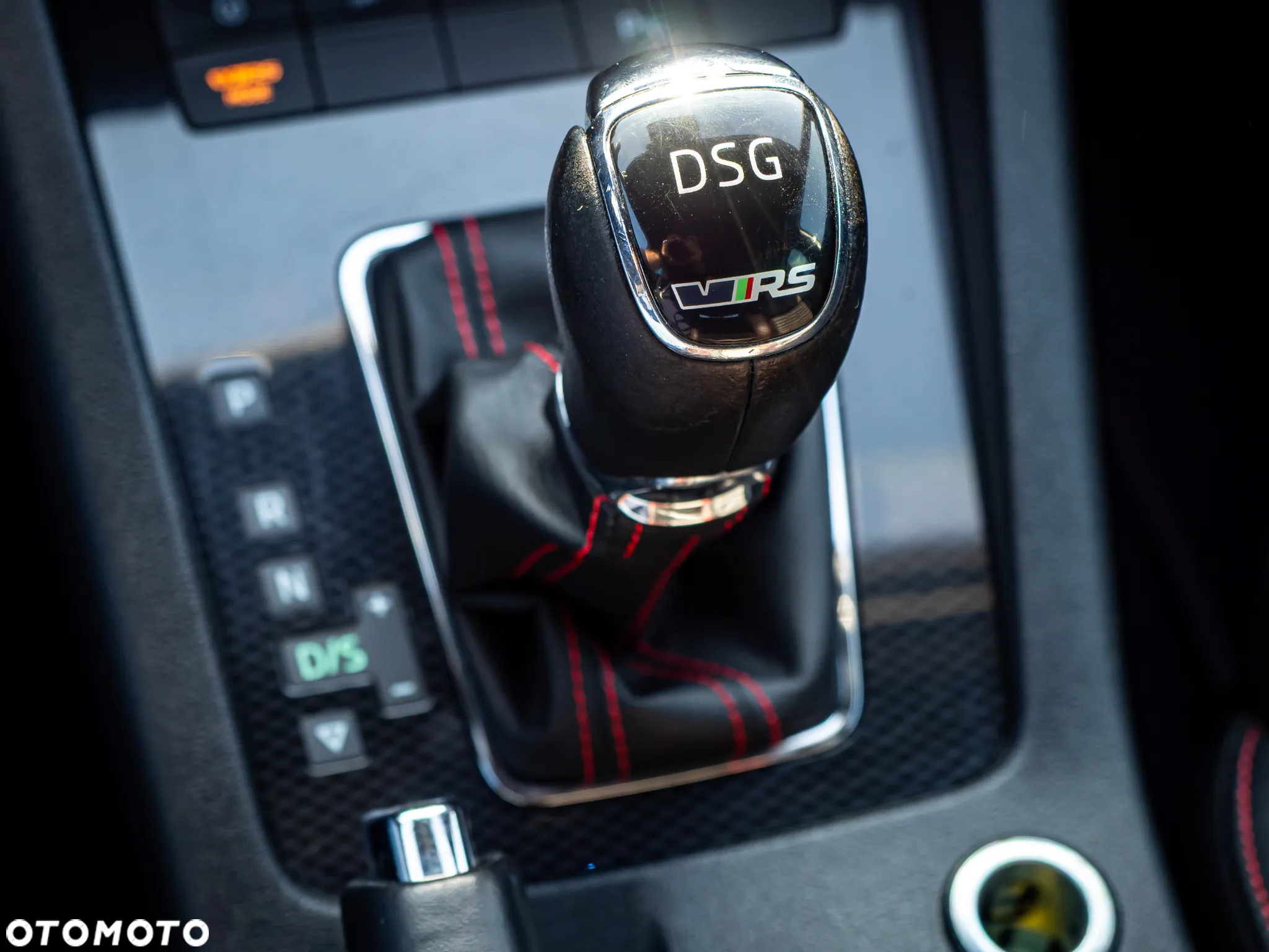 Skoda Octavia Combi 2.0 TDI DSG RS - 26